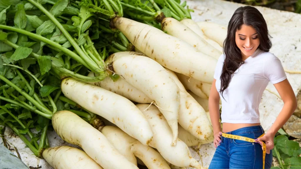 Radish Benefits for Weight Loss, Fresh red radishes sliced on a wooden cutting board, highlighting their low-calorie, high-fiber content, ideal for weight loss and healthy eating.